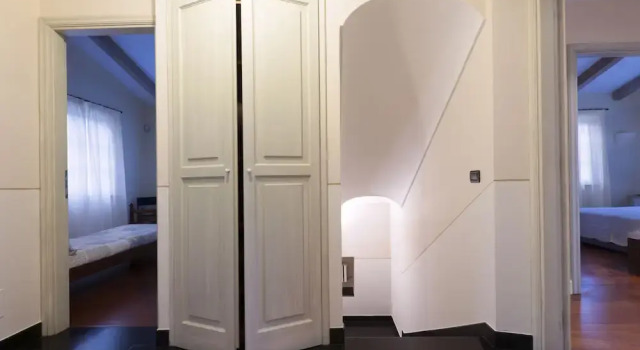 Villa con piscina tra gli ulivi di Rapallo, Prenota Villa Hotel a Rapallo con piscina, Piscina