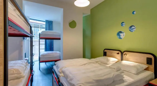 Семейный номер Standard MEININGER Hotel Amsterdam Amstel