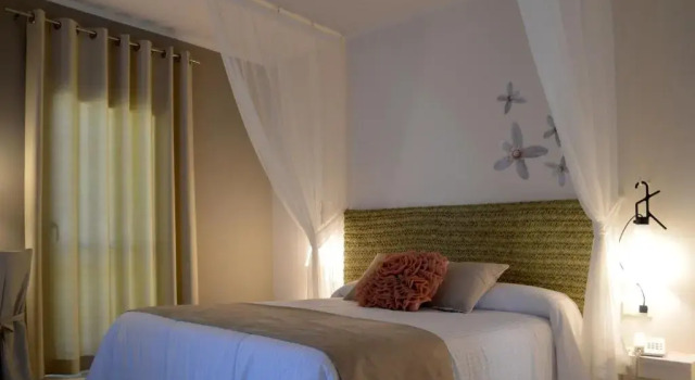 Двухместный номер Standard Hotel Tarongeta