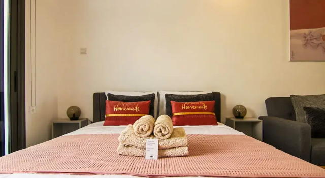 Phaedrus Living Seaside Flat Athina 115, Boek Hotel Hotels in Paphos met parkeren, in de buurt van Faros Beach, Parkeren