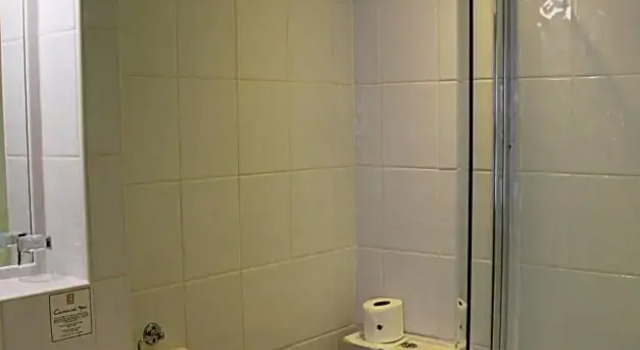Standard Einzel Zimmer Centennial Hotel