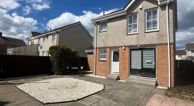 Ayr Refurbished May 2024 3 Bedroom 140m2 Detached House With Private Gardens