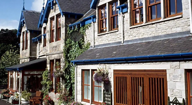Rosemount Hotel