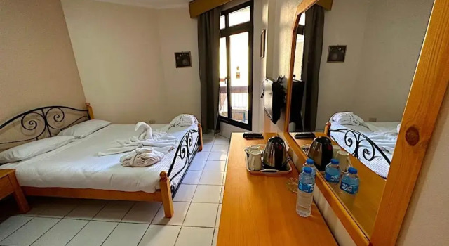 Люкс Deluxe Gaddis Hotel, Suites and Apartments