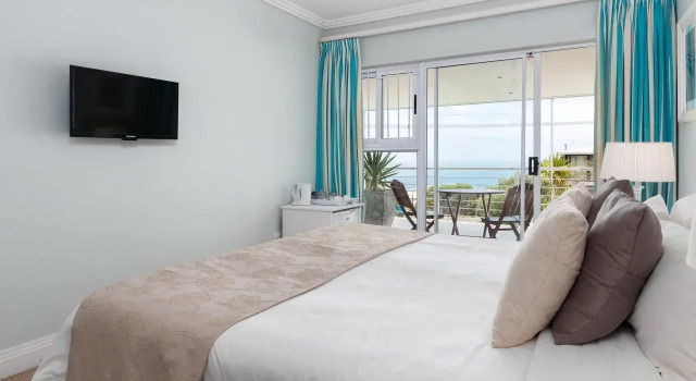 61 on Camps Bay