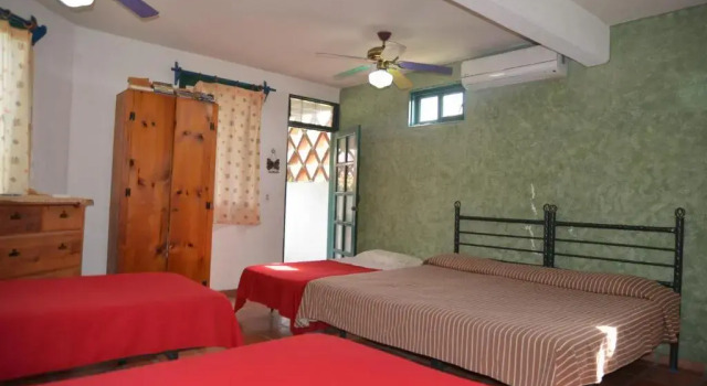 Семейный номер Standard с балконом Casabuena B&B