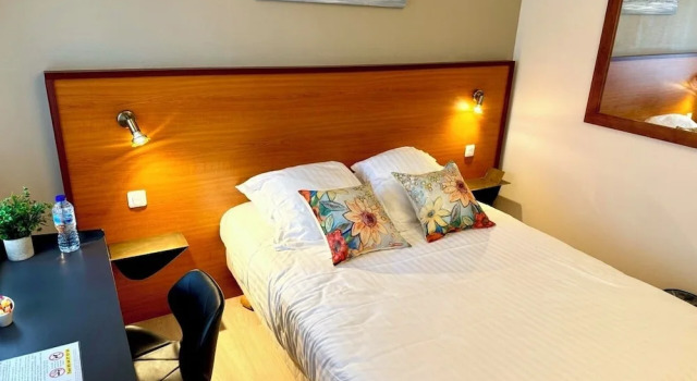 Двухместный номер Standard CitHotel Capricorne