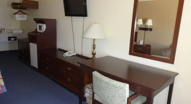 National 9 Inn Garden City, Брондау Қонақ үй Гарден Сити 