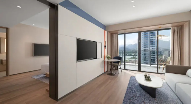 Люкс Holiday Inn Express Jiangmen Yinhu Bay by IHG