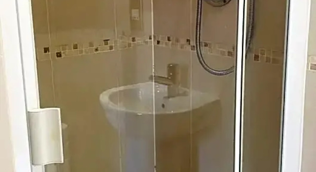 Bournemouth Double En-Suite