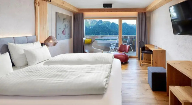 Двухместный номер Superior с балконом Hotel Tirol Fiss 4Sterne Superior