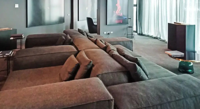 Southbank 2BR High City Views Enjoy Wine, Gym, Pool, Wifi, Забронировать Апартаменты/квартира Апартаменты Мельбурна, рядом с Дегрейвс-стрит, Апартаменты/квартира