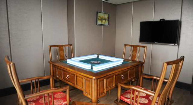 Люкс Deluxe Chengdu Nine Point Art Hotel