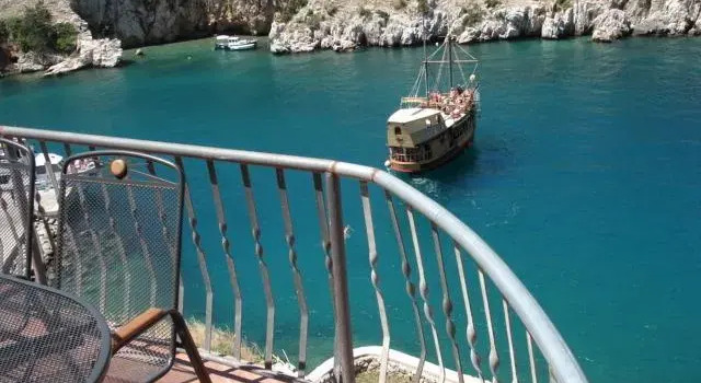 Old Town Vrbnik Villas, Prenota Hotel Hotel a Isole Quarnerine con parcheggio, Parcheggio