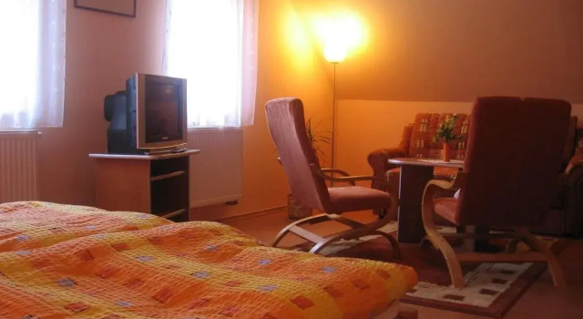 Hotel Slunce, Rezervovat Hotel Hotely v Olomouc Region s parkováním, Parkování