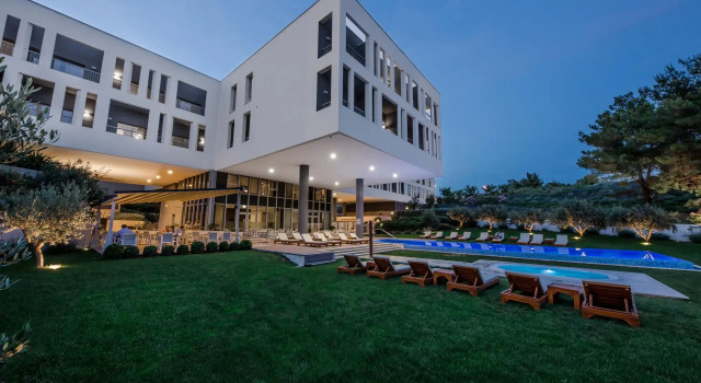 Двухместный люкс Luxury Hotel Salona Palace