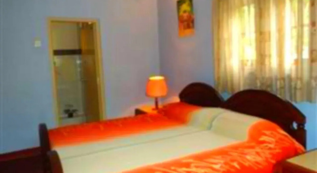 Holiday Nest Bed & Breakfast, Забронировать Отель Недорогие отели Западной провинции, недорого
