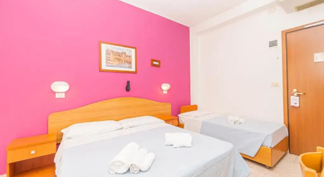 Трёхместный номер Standard Hotel Arlino