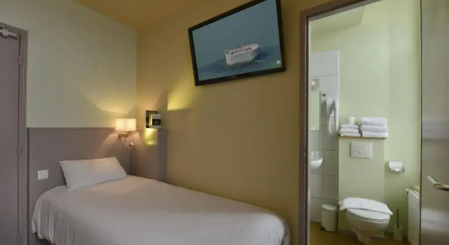 Трёхместный номер Standard Accostage Hôtel Plage de la Concurrence