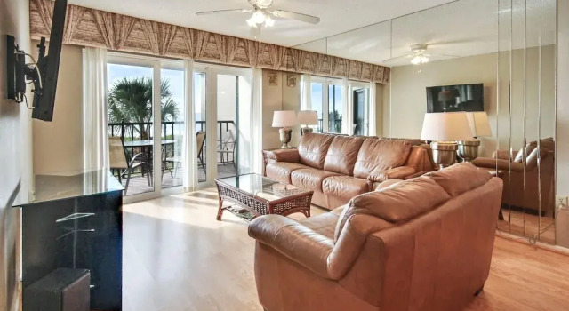 Land's End 302 Building 11 Beachfront With Private Balcony!, Забронировать Отель Отели Сент-Пит-Бич 3 звезды, 3*