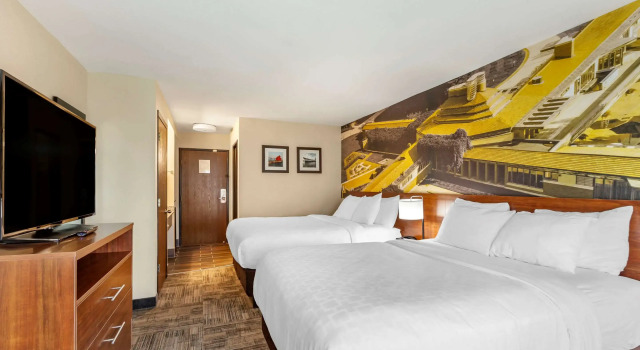 Четырёхместный номер Standard Clarion Pointe Racine - Mount Pleasant