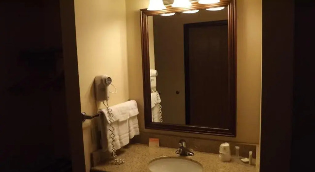 Номер Standard Howard Johnson by Wyndham Oacoma Hotel & Suites