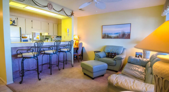 Sunswept by Royal American Beach Getaways, Rezerwuj Hotel Hotele w Lower Grand Lagoon z parkingiem, Parking