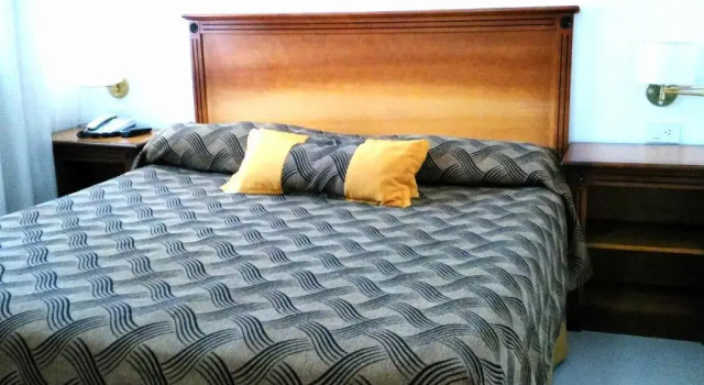 Двухместный номер Standard Tritone Hotel