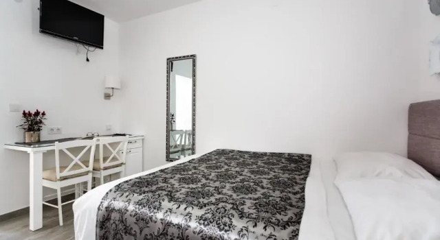 Студия с балконом и с видом на море Apartments Petra