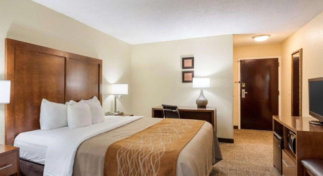 Двухместный номер Standard Quality Inn Olive Branch - Memphis South
