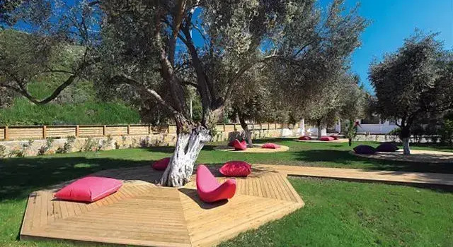 Club Aqua Torba, Rezervovat Hotel Torba 