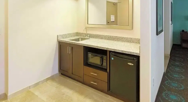 Двухместный люкс Hampton Inn Pittsburgh-Bridgeville