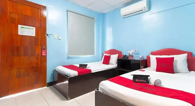 Номер Standard RedDoorz @ Picas Sagkahan Tacloban