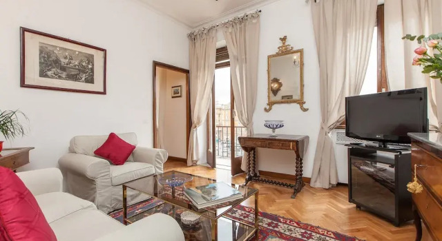 Апартаменты с 2 комнатами с балконом Rental in Rome Ancient Rome View