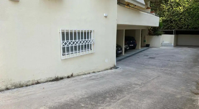 Bright, Cosy Studio close to Glyfada Beach & Center