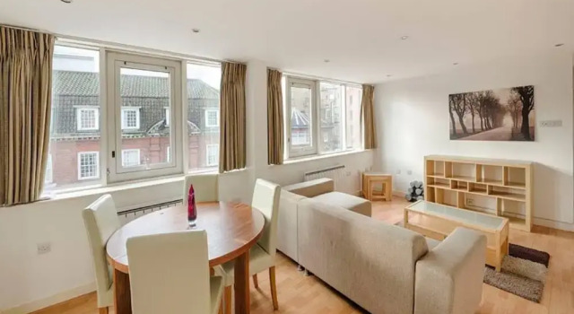 Modern Aircondition 2 Beds 2 Bath Victoria Station, Забронировать Отель Лондон Большой Лондон, рядом с Конференц-центр Church House Westminster