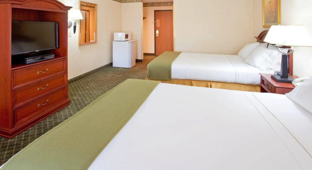 Holiday Inn Express Huntington, Prenota Hotel Hotel a Indiana con colazione, Colazione