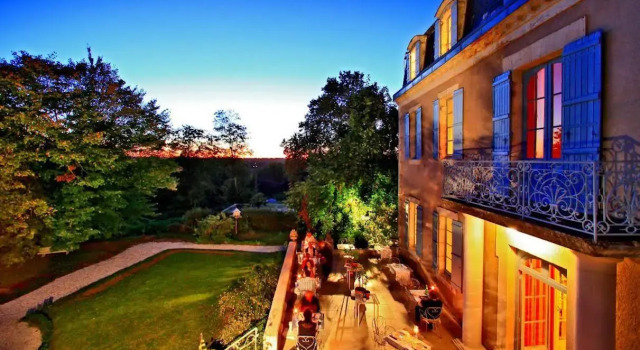 Château Bellevue, Rezervovat Hotel Wellness hotely v Cazaubon, SPA