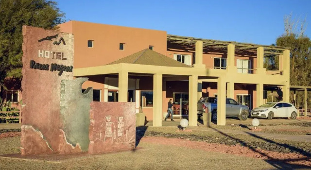 Hotel Pircas Negras, Rezerwuj Hotel Hotele w La Rioja z basenem, Basen