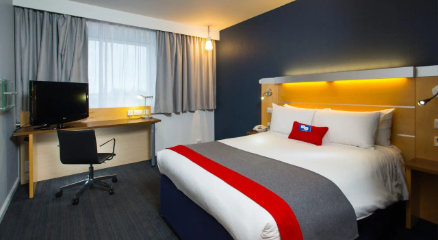 Двухместный номер Standard Holiday Inn Express Bedford by IHG