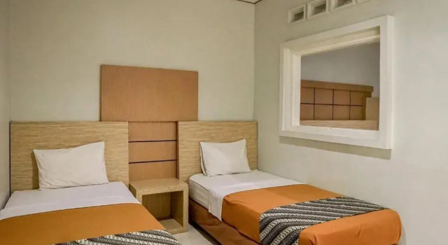 Семейный номер Standard с видом на сад Airlangga Hotel