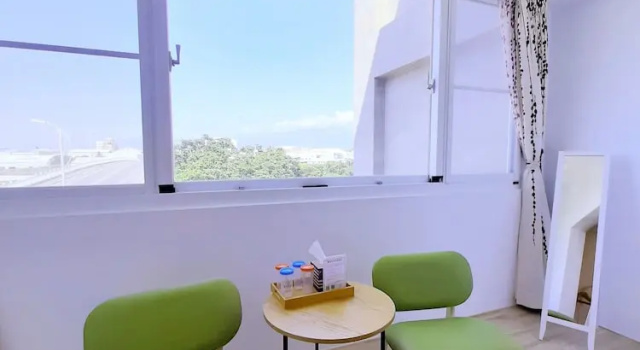 Четырёхместный семейный номер Standard c 1 комнатой с видом на горы Love Travel Guest House