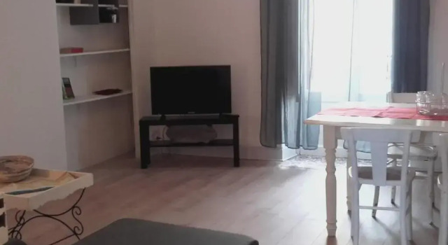 Апартаменты appartement centre vue jardin