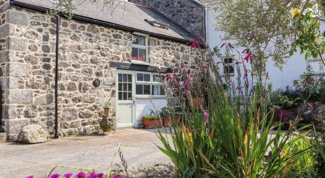 The Barn at Trevothen Farm, 予約 農家民宿 コベラック コー​​ンウォール