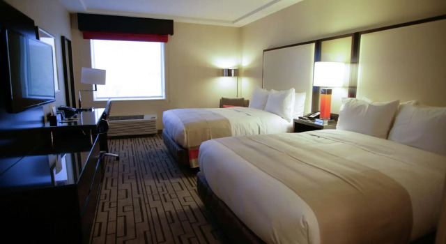 Четырёхместный номер Standard DoubleTree by Hilton Hotel Bristol