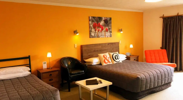 Двухместная студия с балконом Rotorua Coachman Spa Motel