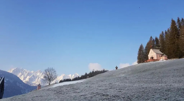 Апартаменты Kalvarienberg Appartement Gosau
