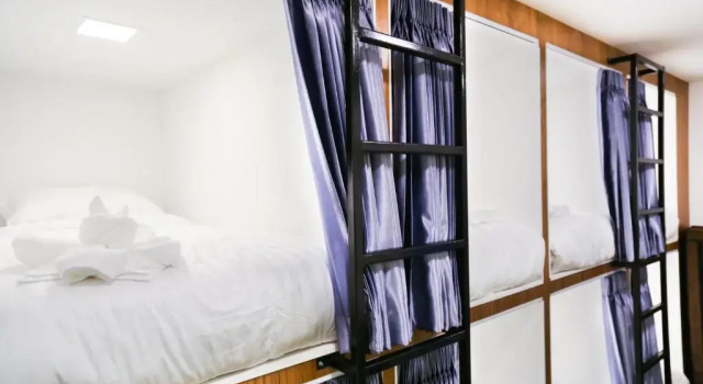 Кровать в общем номере (мужской номер) Phukhao Hostel