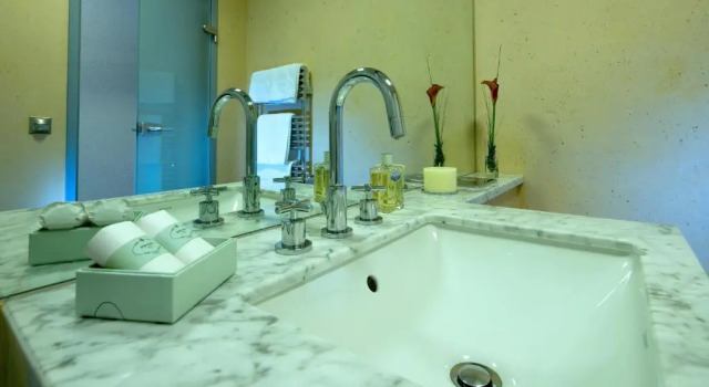 Трёхместный номер Business Hotel Penz West