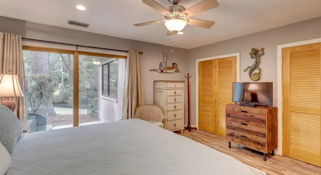 Fairwood Villa 159 by RedAwning